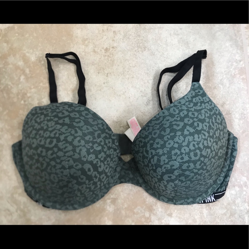 Pink by Victoria’s Secret Push-Up Pigeonnant Bra